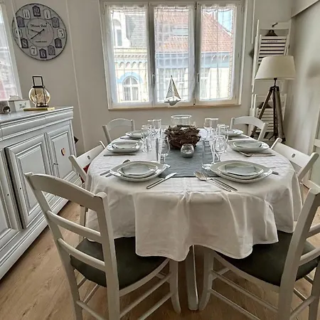 Cosy Vue Apartment